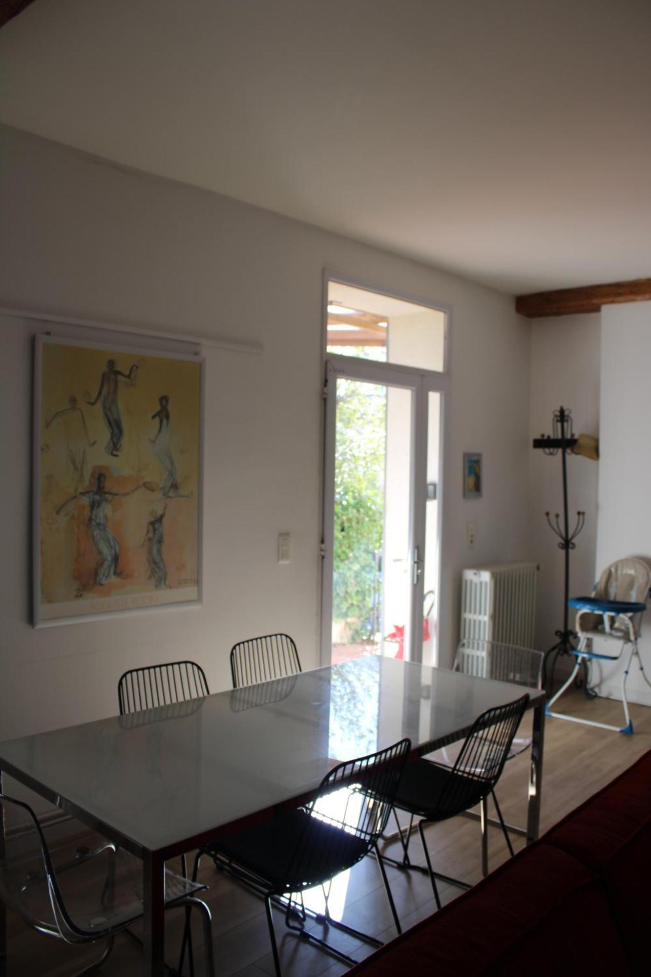 Maison Chaleureuse Avec Grande Terrasse Nîmes Esterno foto